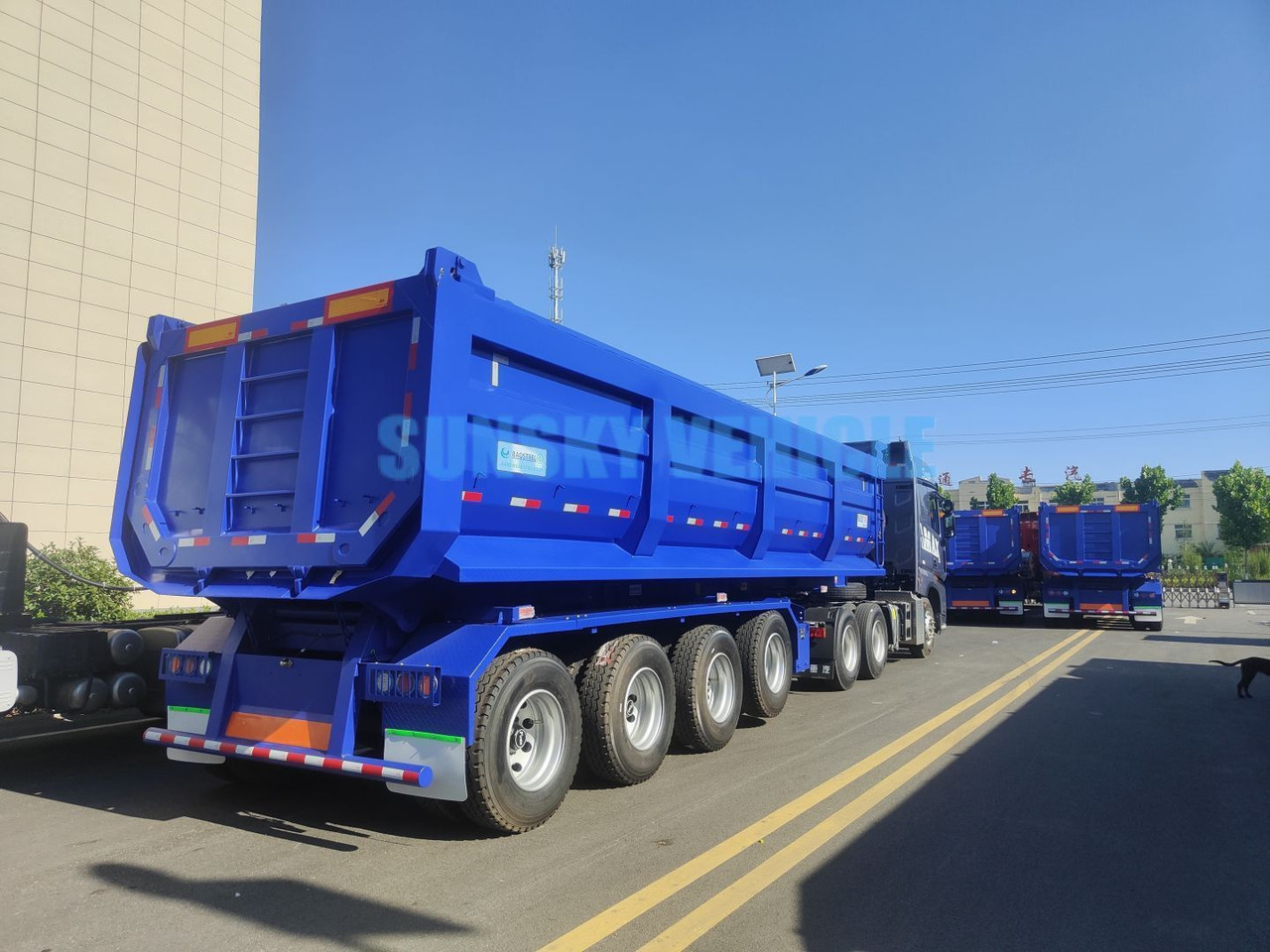 SUNSKY 3/4-Axle Dump Trailer - Semirremolque volquete: foto 2 SUNSKY 3/4-Axle Dump Trailer - Semirremolque volquete: foto 2