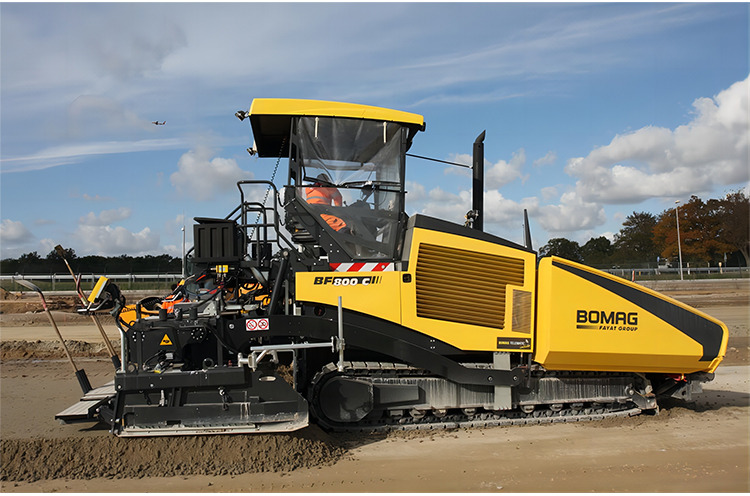 BOMAG BF800C Asphalt Paver Machine Used Asphalt Paver - Pavimentadora de asfalto: foto 1 BOMAG BF800C Asphalt Paver Machine Used Asphalt Paver - Pavimentadora de asfalto: foto 1