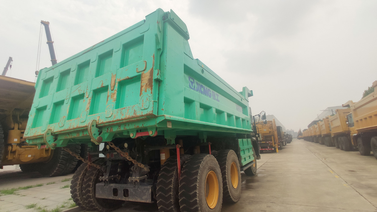 XCMG Official 2022 Year Used 72 Ton Cheap Tipper Truck XDR80TE Dumper Truck Price - Dúmper: foto 4 XCMG Official 2022 Year Used 72 Ton Cheap Tipper Truck XDR80TE Dumper Truck Price - Dúmper: foto 4