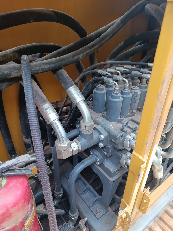 XCMG Official Second Hand 2020 Year XR240E Rotary Drilling Crawler Drilling Machine With Best Sale - Perforadora: foto 5 XCMG Official Second Hand 2020 Year XR240E Rotary Drilling Crawler Drilling Machine With Best Sale - Perforadora: foto 5