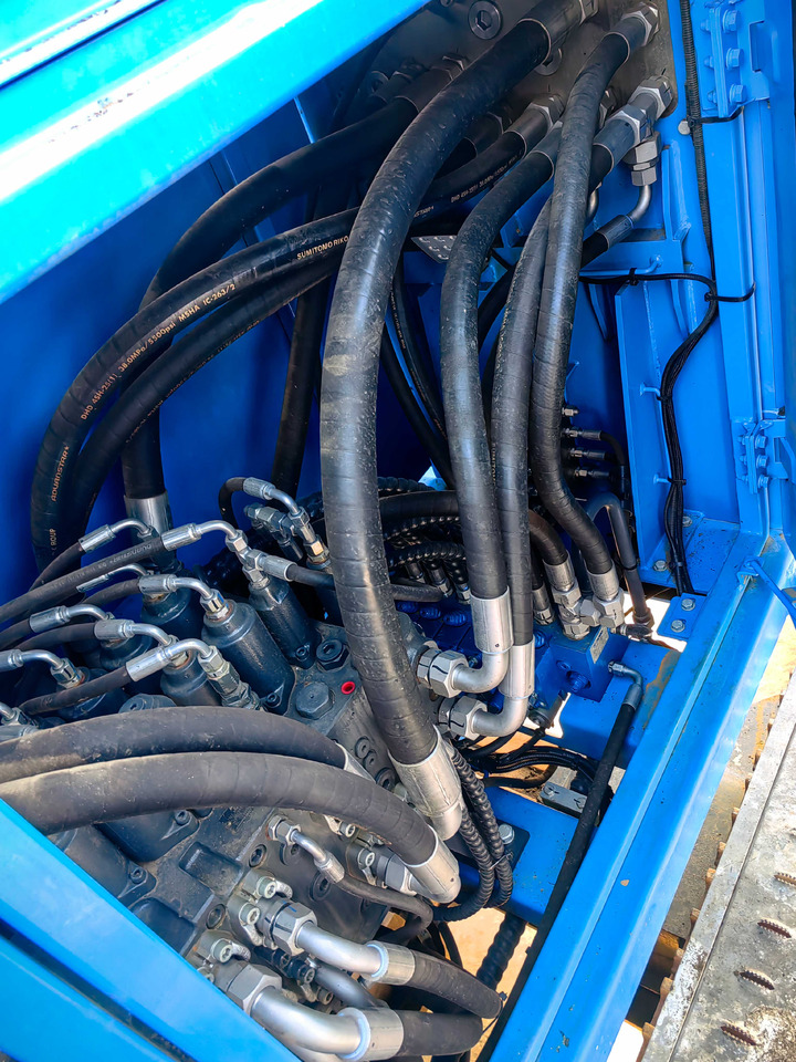 XCMG Official Second Hand XR240E 80m Rotary Drilling Rig Machine Hot Sale - Perforadora: foto 5 XCMG Official Second Hand XR240E 80m Rotary Drilling Rig Machine Hot Sale - Perforadora: foto 5