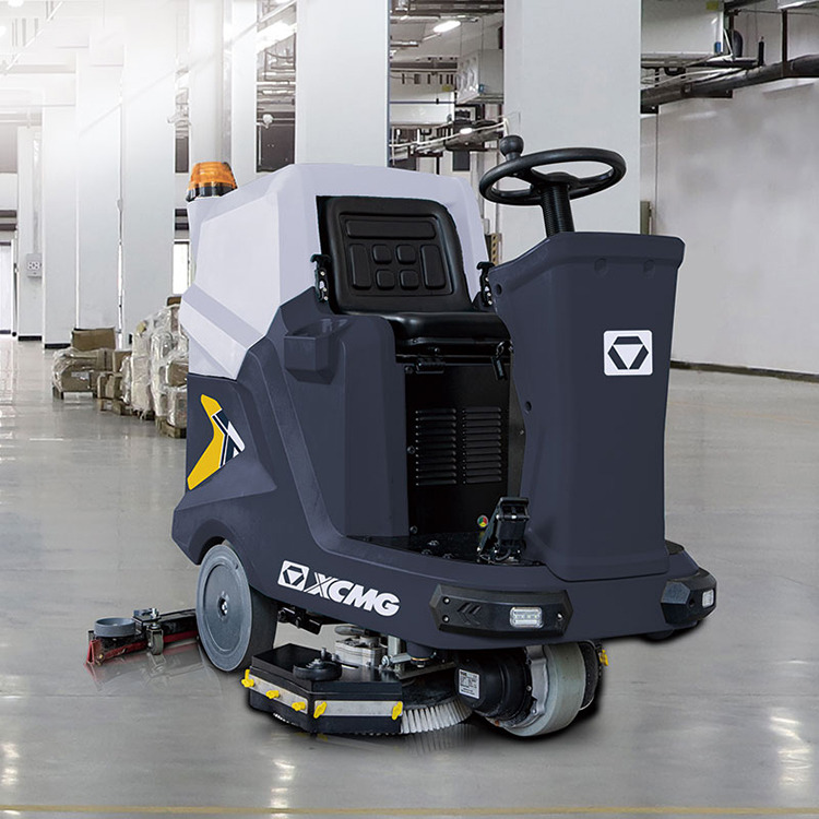 XCMG Official XGHD120B Road Sweeper Ride On Floor Scrubber Machine - Fregadora: foto 2 XCMG Official XGHD120B Road Sweeper Ride On Floor Scrubber Machine - Fregadora: foto 2