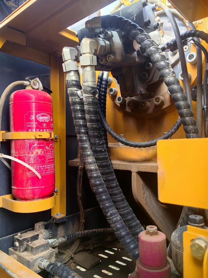 XCMG Official XR160E 56m Depth Hydraulic Borehole Drilling Rig Machine Rotary Piling - Perforadora: foto 5 XCMG Official XR160E 56m Depth Hydraulic Borehole Drilling Rig Machine Rotary Piling - Perforadora: foto 5