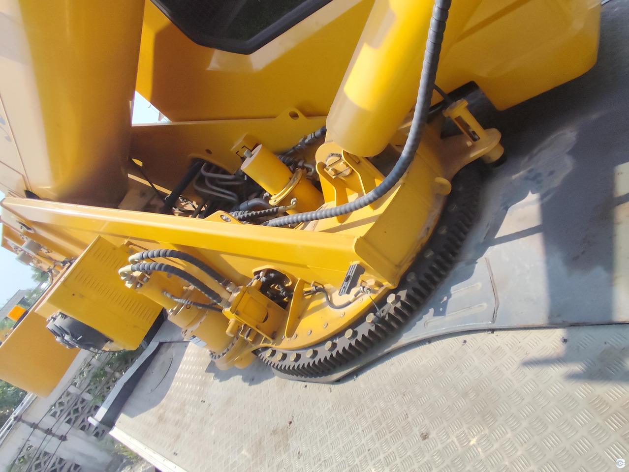 XCMG QAY300 300ton all terrain crane truck price - Grúa todo terreno: foto 2 XCMG QAY300 300ton all terrain crane truck price - Grúa todo terreno: foto 2