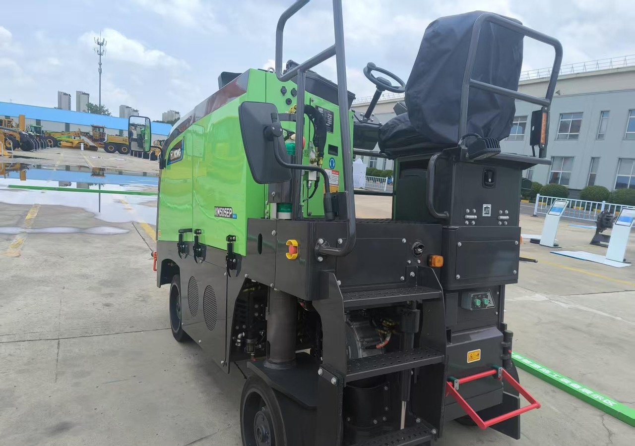 XCMG official used electric small cold milling machine Xm505ep 500mm width - Fresadora en frío: foto 2 XCMG official used electric small cold milling machine Xm505ep 500mm width - Fresadora en frío: foto 2