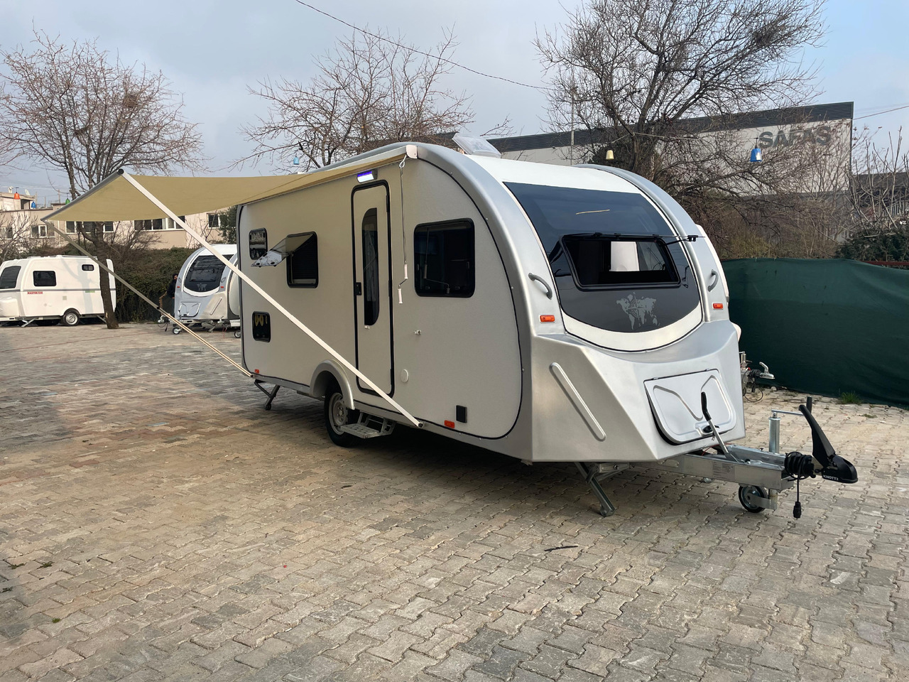 KAMPKON KARAVAN 514 C - Autocaravana: foto 1 KAMPKON KARAVAN 514 C - Autocaravana: foto 1