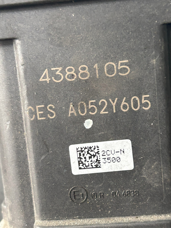 DAF XF 106 480 ADBLUE PUMP 4388105 A052Y605 - Silenciador/ Sistema de escape para Camión: foto 2 DAF XF 106 480 ADBLUE PUMP 4388105 A052Y605 - Silenciador/ Sistema de escape para Camión: foto 2