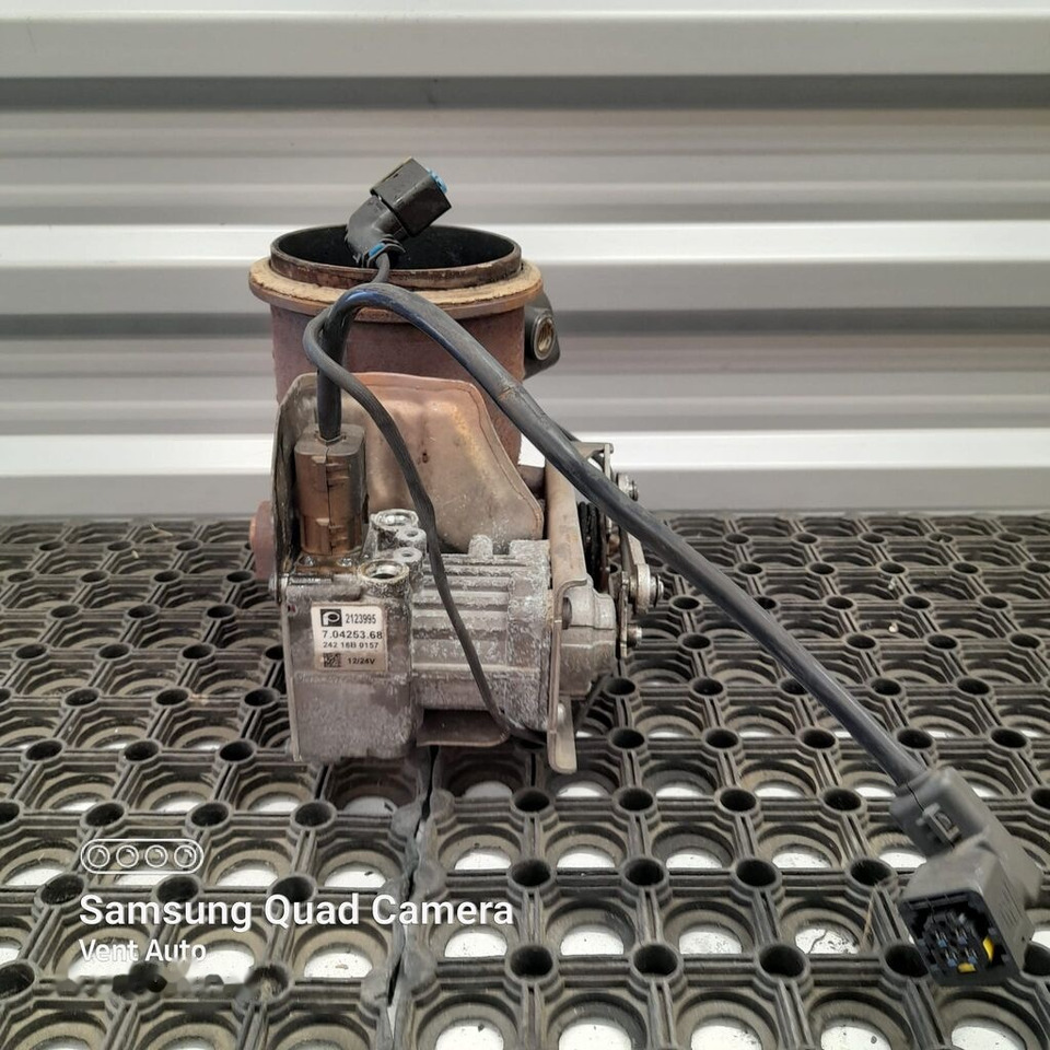 DAF XF 106 LIFT   DAF XF 106 LIFT 530KM 2123995 truck - Válvula para Camión: foto 5 DAF XF 106 LIFT   DAF XF 106 LIFT 530KM 2123995 truck - Válvula para Camión: foto 5