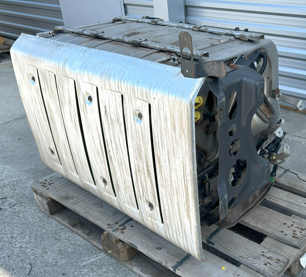 MERCEDES AROCS MP4 A0074908212 - Convertidor catalítico para Camión: foto 1 MERCEDES AROCS MP4 A0074908212 - Convertidor catalítico para Camión: foto 1