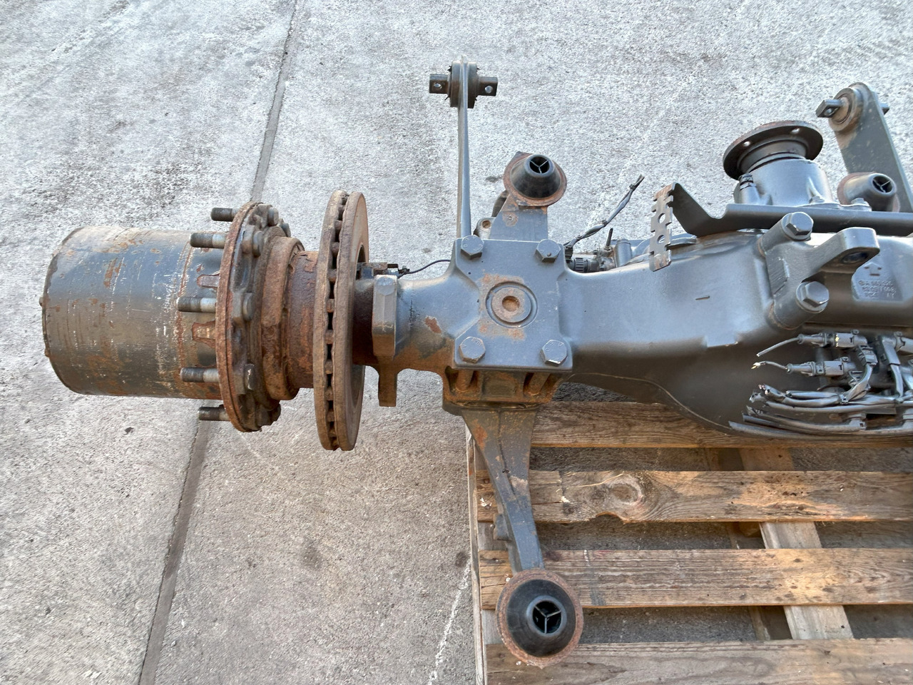 Eje posterior MERCEDES AROCS MP4 AXLE + HUBS + DRIVE DRIVES + STABILIZER RATIO 3,714: foto 6