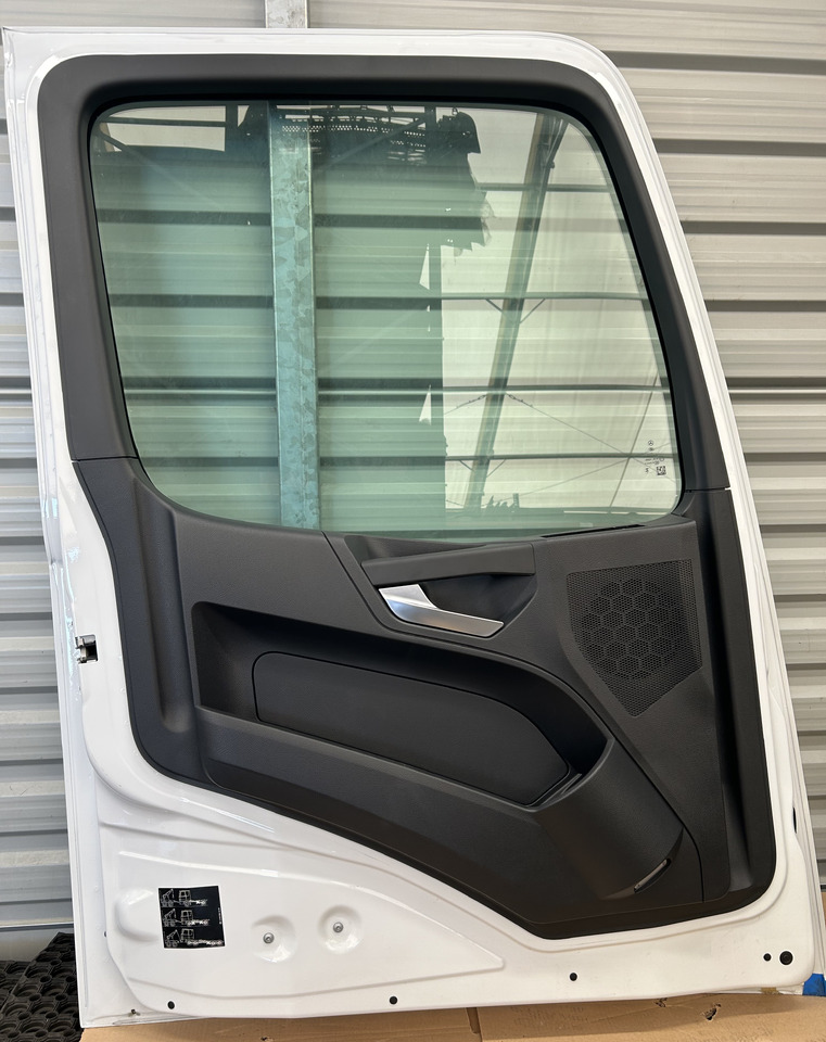 MERCEDES DOOR LEFT narrow cab M-CLASSIC SPACE ACTROS AROCS MP4 MP5 BRAND NEW - Puerta y piezas: foto 2 MERCEDES DOOR LEFT narrow cab M-CLASSIC SPACE ACTROS AROCS MP4 MP5 BRAND NEW - Puerta y piezas: foto 2