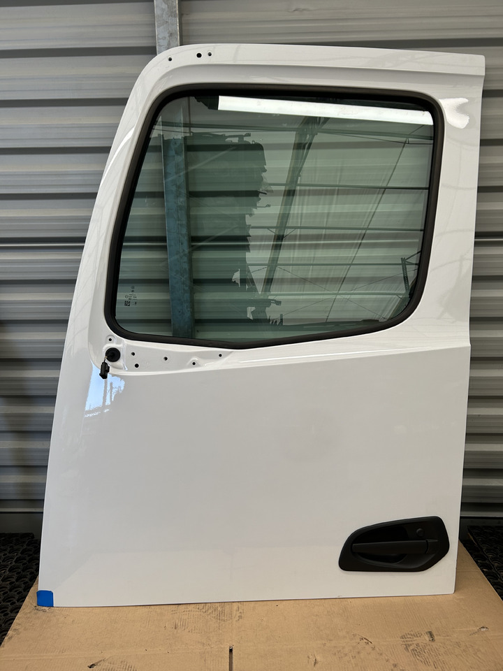 MERCEDES DOOR LEFT narrow cab M-CLASSIC SPACE ACTROS AROCS MP4 MP5 BRAND NEW - Puerta y piezas: foto 1 MERCEDES DOOR LEFT narrow cab M-CLASSIC SPACE ACTROS AROCS MP4 MP5 BRAND NEW - Puerta y piezas: foto 1
