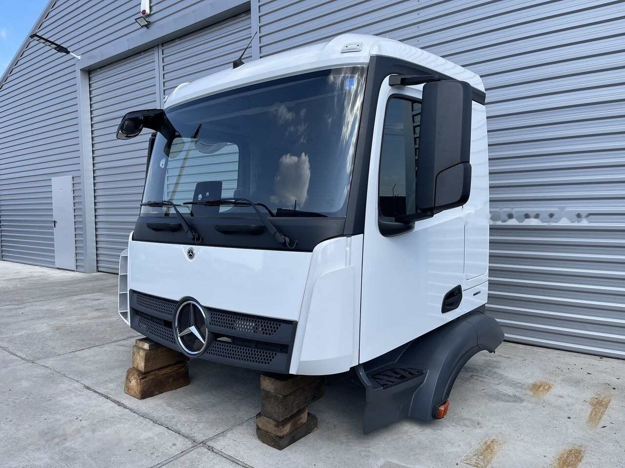Mercedes-Benz ACTROS ANTOS AROCS Fahrerhaus Cabine 170mm truck - Cabina para Camión: foto 1 Mercedes-Benz ACTROS ANTOS AROCS Fahrerhaus Cabine 170mm truck - Cabina para Camión: foto 1