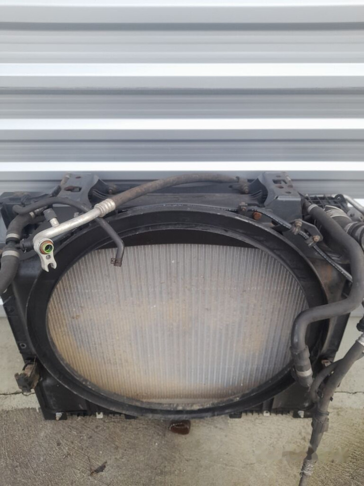 Mercedes-Benz ACTROS MP4 A9605002801 - Intercooler para Camión: foto 3 Mercedes-Benz ACTROS MP4 A9605002801 - Intercooler para Camión: foto 3