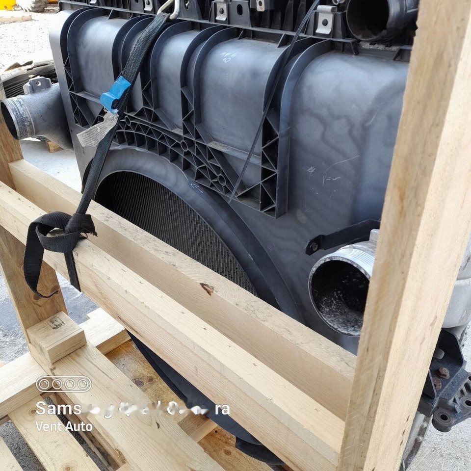 Mercedes-Benz ACTROS MP4 A9605003601 / A9605000002 Mercedes-Benz A9605003601 / A9605000002 - Intercooler para Camión: foto 3 Mercedes-Benz ACTROS MP4 A9605003601 / A9605000002 Mercedes-Benz A9605003601 / A9605000002 - Intercooler para Camión: foto 3