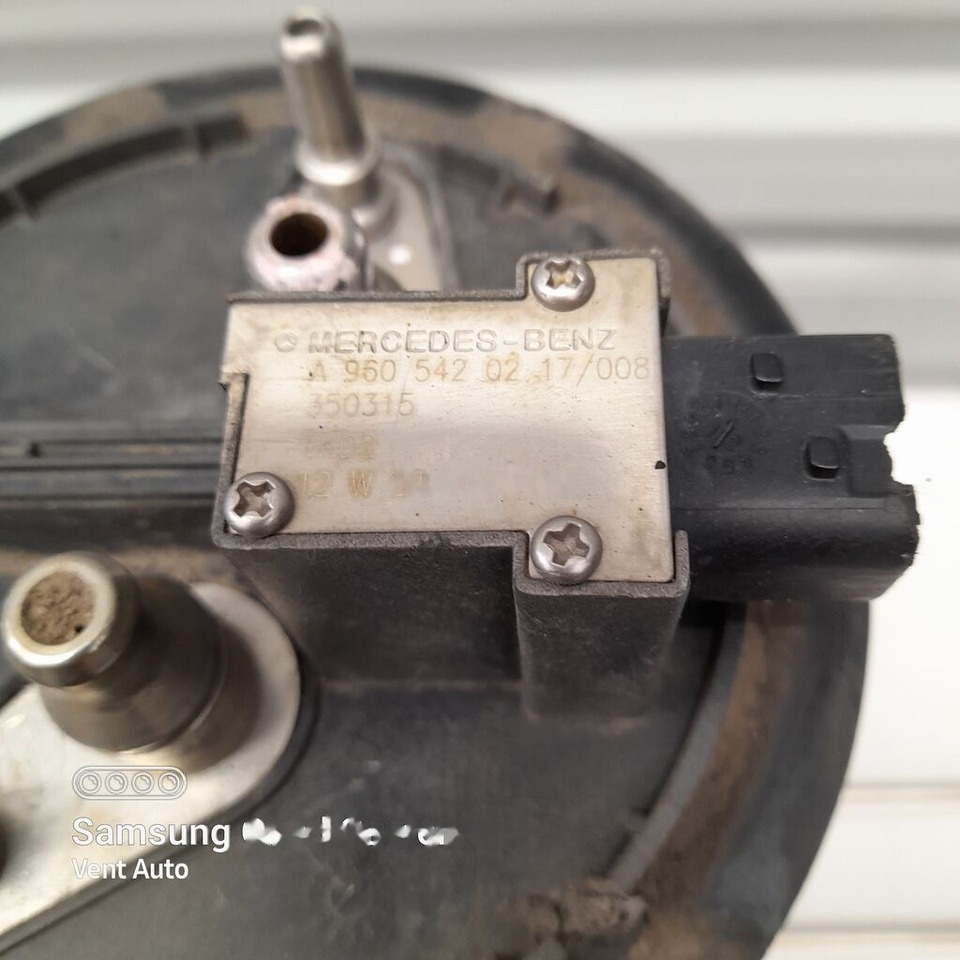 Mercedes-Benz ACTROS MP4 A9605420217 Mercedes-Benz A9605420217 - Sensor para Camión: foto 2 Mercedes-Benz ACTROS MP4 A9605420217 Mercedes-Benz A9605420217 - Sensor para Camión: foto 2