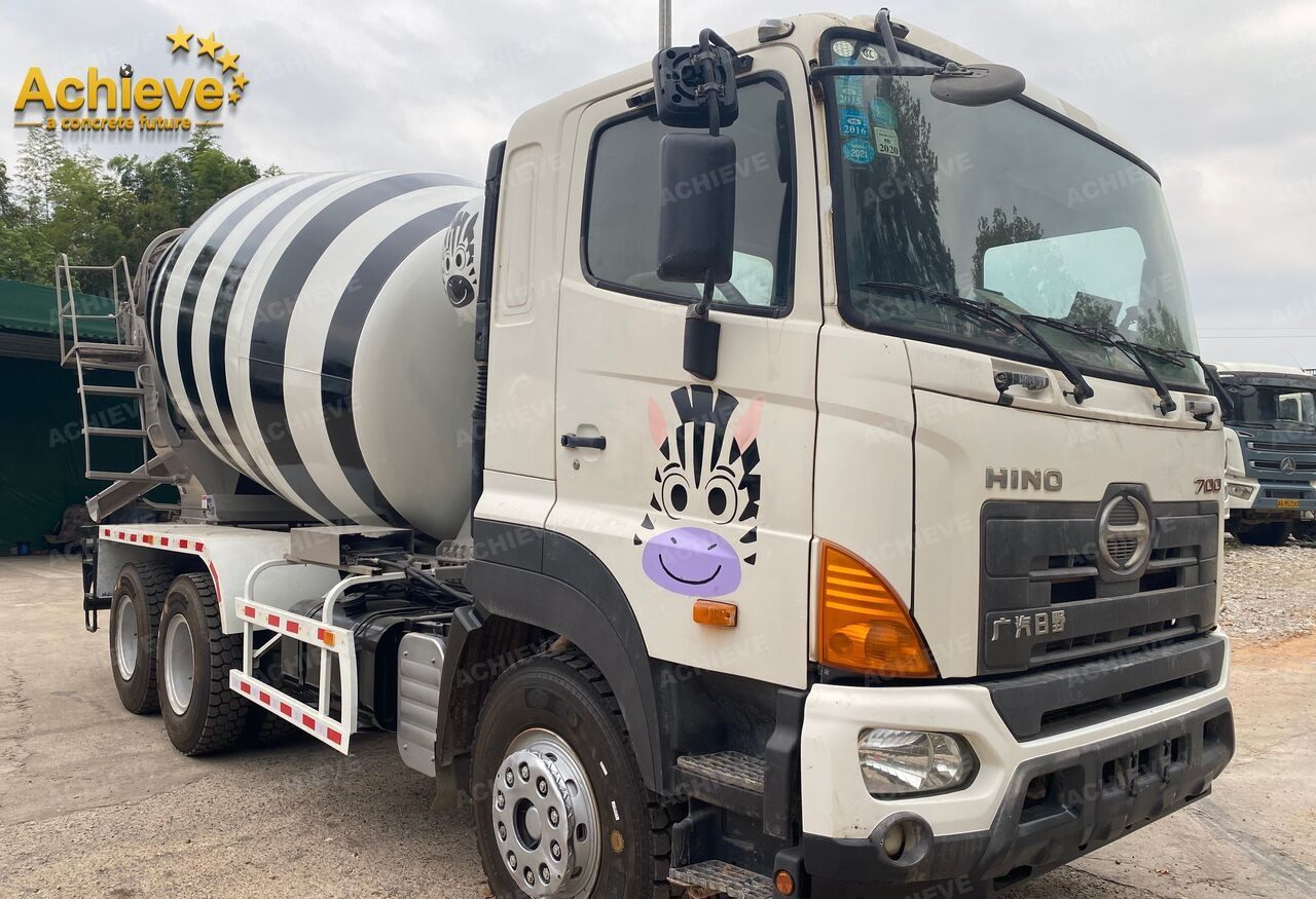 Camión hormigonera Zoomlion Zoomlion ZLJ5312GJBHT5E four-axle 12F S 【ACHIEVE】TOP CONDITION!!!: foto 13 Camión hormigonera Zoomlion Zoomlion ZLJ5312GJBHT5E four-axle 12F S 【ACHIEVE】TOP CONDITION!!!: foto 13