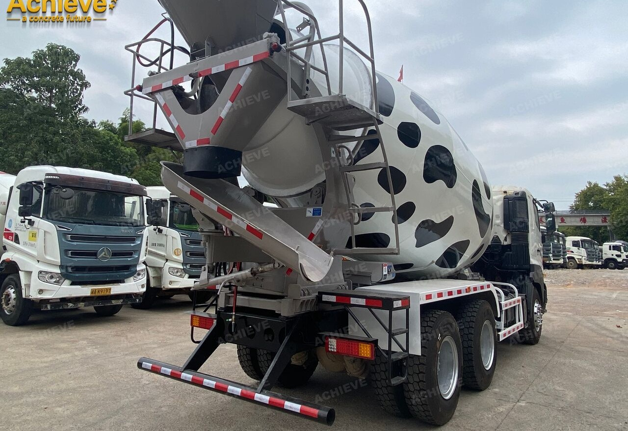 Camión hormigonera Zoomlion Zoomlion ZLJ5312GJBHT5E four-axle 12F S 【ACHIEVE】TOP CONDITION!!!: foto 8 Camión hormigonera Zoomlion Zoomlion ZLJ5312GJBHT5E four-axle 12F S 【ACHIEVE】TOP CONDITION!!!: foto 8