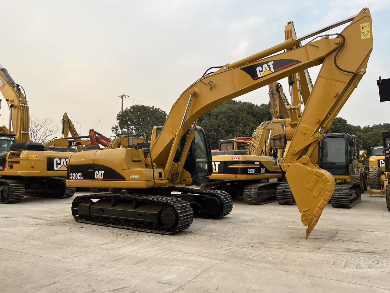 Caterpillar Used 20T CAT 320CL Excavator - 103kW Cat 3066T Engine, 1.0m³ Standard Bucket Capacity, 20500kg Operating Weight - Excavadora de cadenas: foto 1 Caterpillar Used 20T CAT 320CL Excavator - 103kW Cat 3066T Engine, 1.0m³ Standard Bucket Capacity, 20500kg Operating Weight - Excavadora de cadenas: foto 1