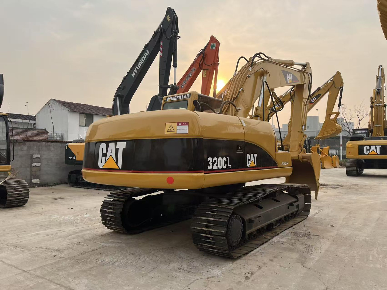 Caterpillar Used 20T CAT 320CL Excavator - 103kW Cat 3066T Engine, 1.0m³ Standard Bucket Capacity, 20500kg Operating Weight - Excavadora de cadenas: foto 2 Caterpillar Used 20T CAT 320CL Excavator - 103kW Cat 3066T Engine, 1.0m³ Standard Bucket Capacity, 20500kg Operating Weight - Excavadora de cadenas: foto 2