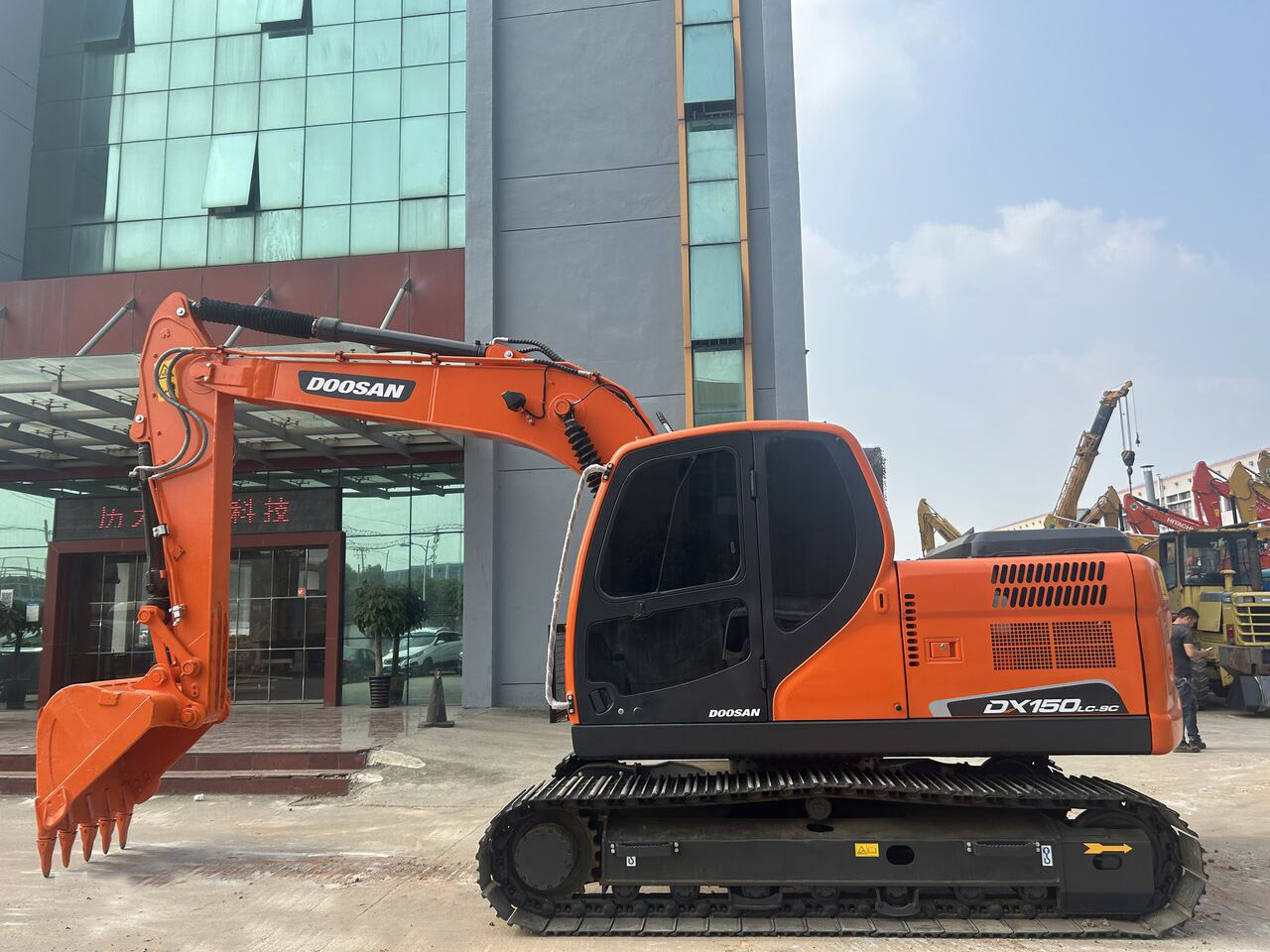 Doosan 15 ton Excavator Doosan DX150 - Excavadora de cadenas: foto 2 Doosan 15 ton Excavator Doosan DX150 - Excavadora de cadenas: foto 2