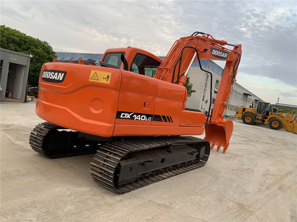 Doosan Used Doosan DX140 Excavator – 14 Ton, 122 HP, 0.58m³ Bucket, DL06P Engine - Excavadora de cadenas: foto 5 Doosan Used Doosan DX140 Excavator – 14 Ton, 122 HP, 0.58m³ Bucket, DL06P Engine - Excavadora de cadenas: foto 5