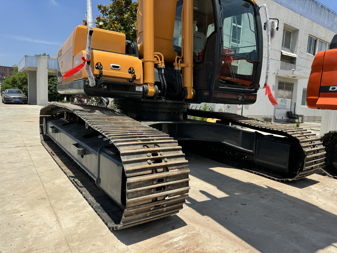 HYUNDAI 305LC-9S Excavator Excellent Condition 30 ton Mining Machine - Excavadora de cadenas: foto 4 HYUNDAI 305LC-9S Excavator Excellent Condition 30 ton Mining Machine - Excavadora de cadenas: foto 4