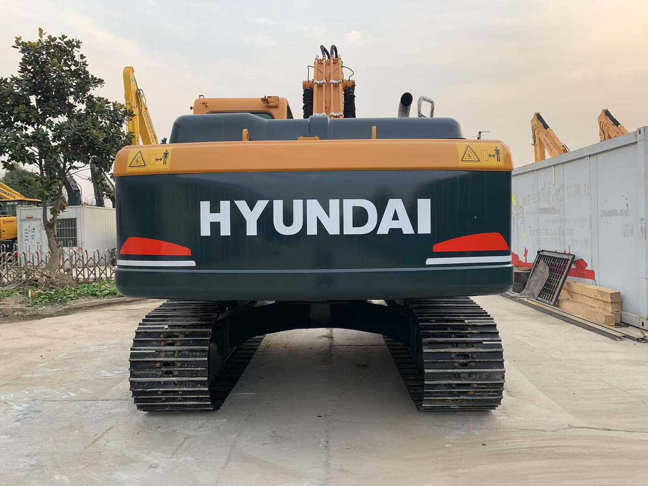 Hyundai Excavator 220LC-9S Secondhand Korea Machine - Excavadora de cadenas: foto 4 Hyundai Excavator 220LC-9S Secondhand Korea Machine - Excavadora de cadenas: foto 4