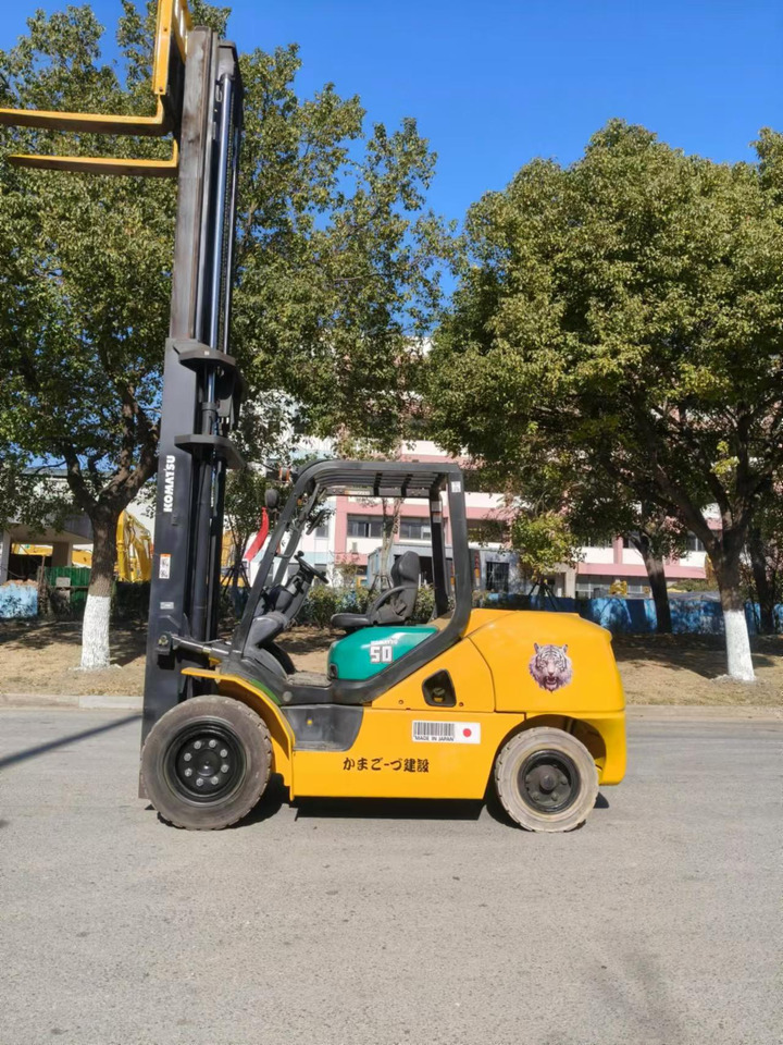 Komatsu FD50 Forklift Good Condition 5 ton Japanese Forklift - Carretilla elevadora diésel: foto 2 Komatsu FD50 Forklift Good Condition 5 ton Japanese Forklift - Carretilla elevadora diésel: foto 2