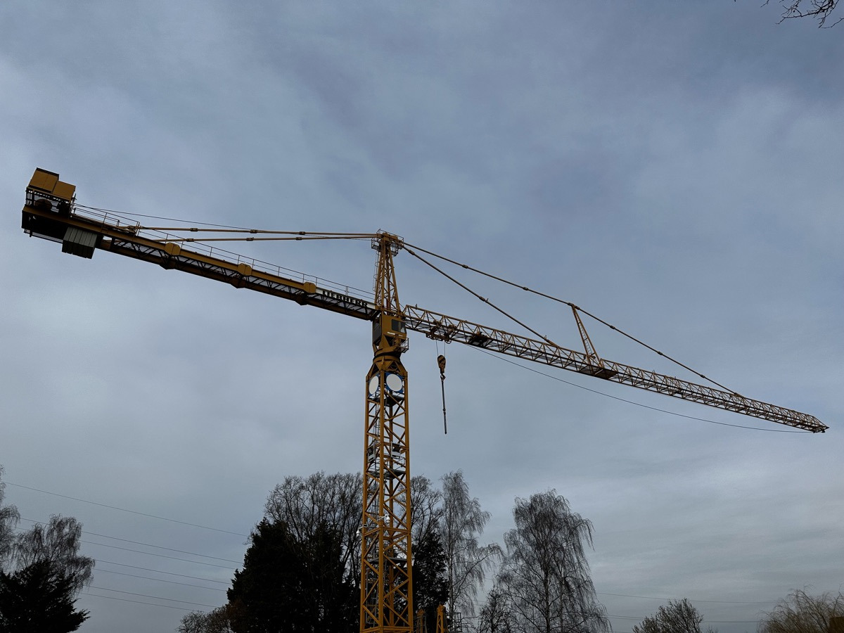 Liebherr LIEBHERR 355 HC-S 20 - Grúa torre: foto 1 Liebherr LIEBHERR 355 HC-S 20 - Grúa torre: foto 1