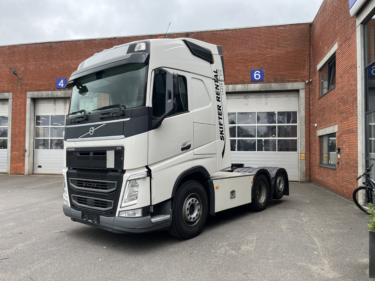 Volvo FH 500 6x2 - Cabeza tractora: foto 2 Volvo FH 500 6x2 - Cabeza tractora: foto 2