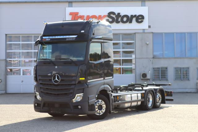 Mercedes-Benz Actros 2553 L - Camión portacontenedore/ Intercambiable: foto 1 Mercedes-Benz Actros 2553 L - Camión portacontenedore/ Intercambiable: foto 1
