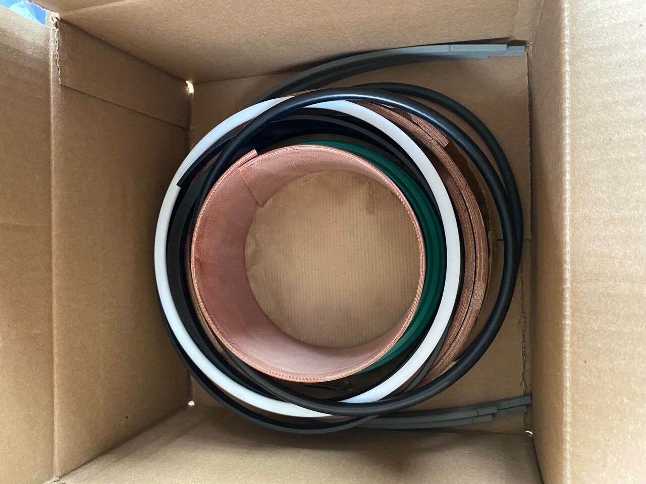 CATERPILLAR 6015 O&K RH40 Seal kit 459-2175 - Piezas de recambio: foto 2 CATERPILLAR 6015 O&K RH40 Seal kit 459-2175 - Piezas de recambio: foto 2