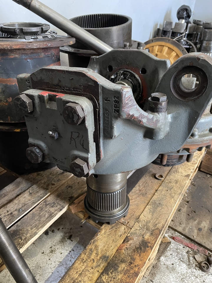 LIEBHERR A900C - Mangueta para Excavadora de ruedas: foto 2 LIEBHERR A900C - Mangueta para Excavadora de ruedas: foto 2