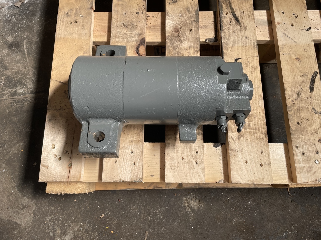 Stabilizator Volvo 160C - Bastidor/ Chasis: foto 1 Stabilizator Volvo 160C - Bastidor/ Chasis: foto 1