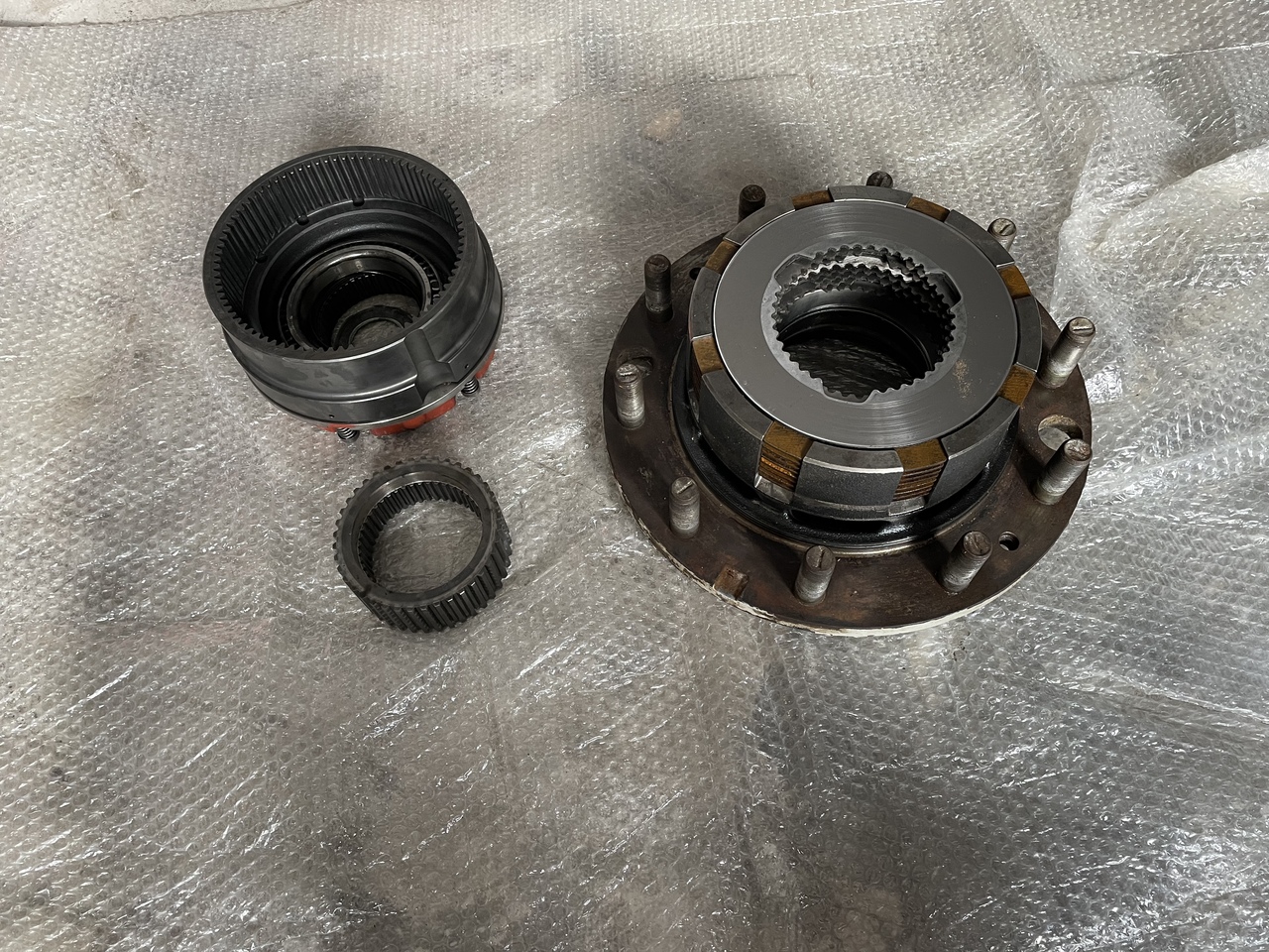 ZF MSE 3050 - Eje y piezas para Excavadora de ruedas: foto 2 ZF MSE 3050 - Eje y piezas para Excavadora de ruedas: foto 2