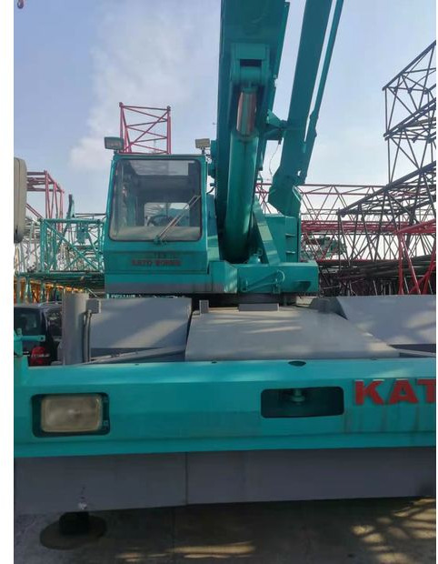 2015 KATO KR500H - Grúa para terrenos difíciles: foto 2 2015 KATO KR500H - Grúa para terrenos difíciles: foto 2