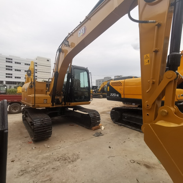 Excavadora de cadenas 2021 Caterpillar 313D2GC: foto 8
