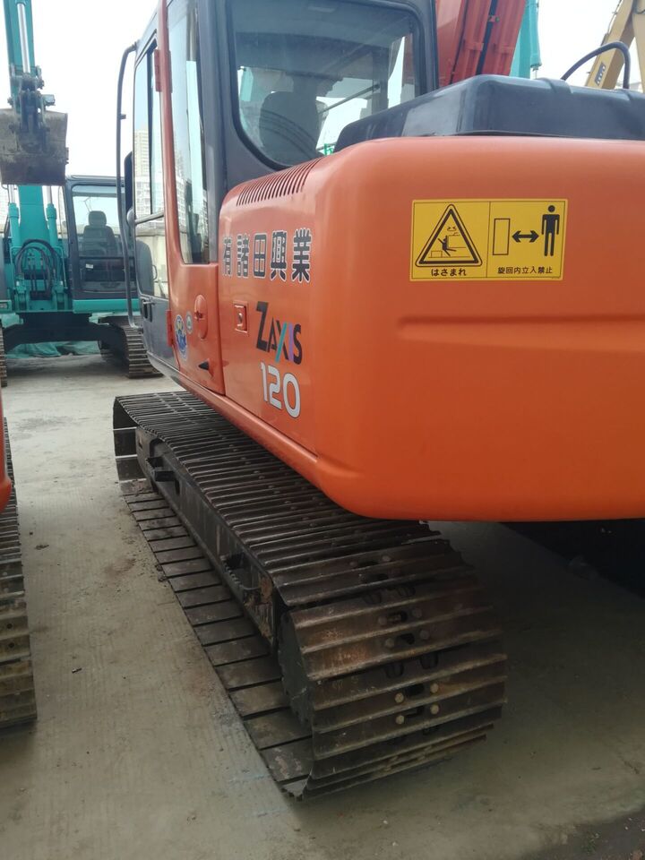 Excavadora de cadenas Hitachi ZX120: foto 7