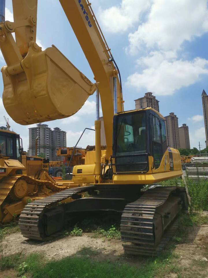Komatsu PC400-8 - Excavadora de cadenas: foto 1 Komatsu PC400-8 - Excavadora de cadenas: foto 1