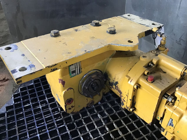 Liebherr 2HL100 - Caja de cambios: foto 5 Liebherr 2HL100 - Caja de cambios: foto 5