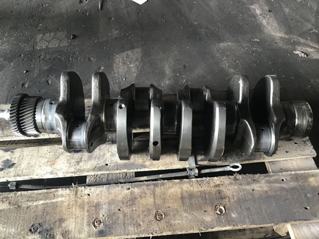 Liebherr Crankshaft D904/D914 - Cigüeñal: foto 1 Liebherr Crankshaft D904/D914 - Cigüeñal: foto 1