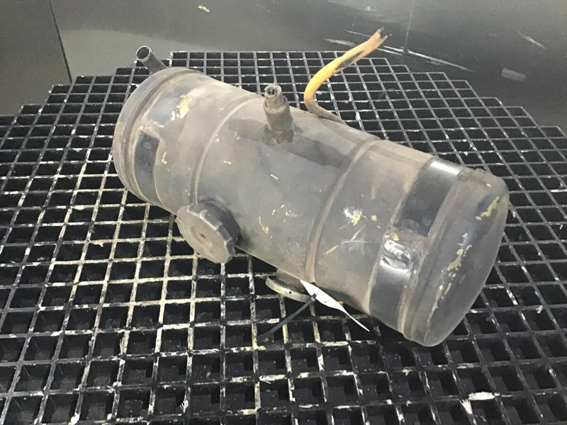 Liebherr Equalizing Reservoir - Sistema de admisión de aire: foto 1 Liebherr Equalizing Reservoir - Sistema de admisión de aire: foto 1