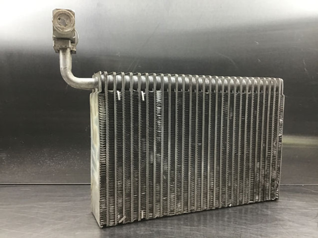 Liebherr Evaporator - Pieza de aire acondicionado: foto 2 Liebherr Evaporator - Pieza de aire acondicionado: foto 2