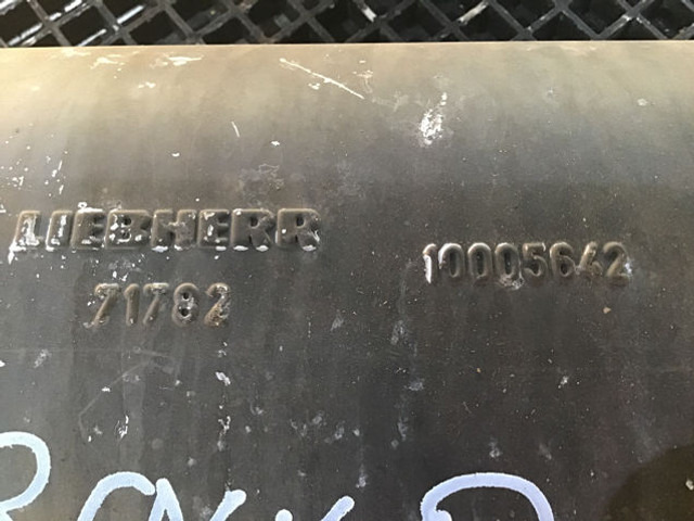 Liebherr Exhaust Silencer - Silenciador: foto 5 Liebherr Exhaust Silencer - Silenciador: foto 5