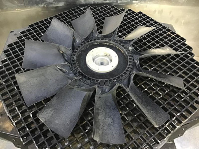 Liebherr Fan Blade - Ventilador: foto 5 Liebherr Fan Blade - Ventilador: foto 5