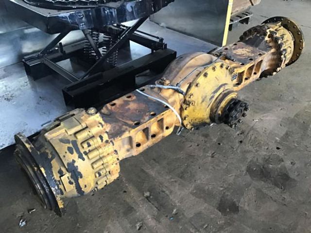 Liebherr Front Axle - Eje delantero: foto 2 Liebherr Front Axle - Eje delantero: foto 2