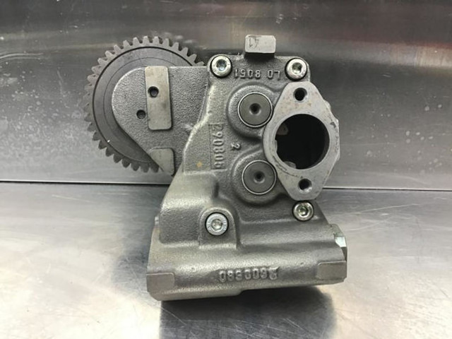 Liebherr Lubricating Oil Pump - Bomba de aceite: foto 1 Liebherr Lubricating Oil Pump - Bomba de aceite: foto 1