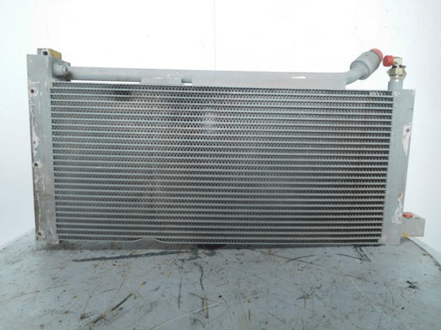 Liebherr Oilcooler - Enfriador de aceite: foto 1 Liebherr Oilcooler - Enfriador de aceite: foto 1
