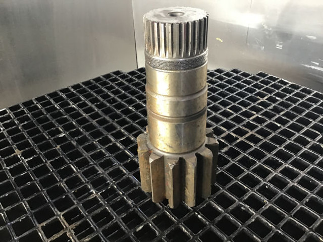 Liebherr Output Shaft - Eje y piezas: foto 1 Liebherr Output Shaft - Eje y piezas: foto 1